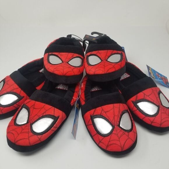 NWT. MARVEL SPIDERMAN BOYS SLIPPERS. VARIOUS SIZES. - Picture 2 of 14